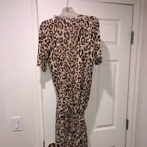 Leopard pattern wrap dress